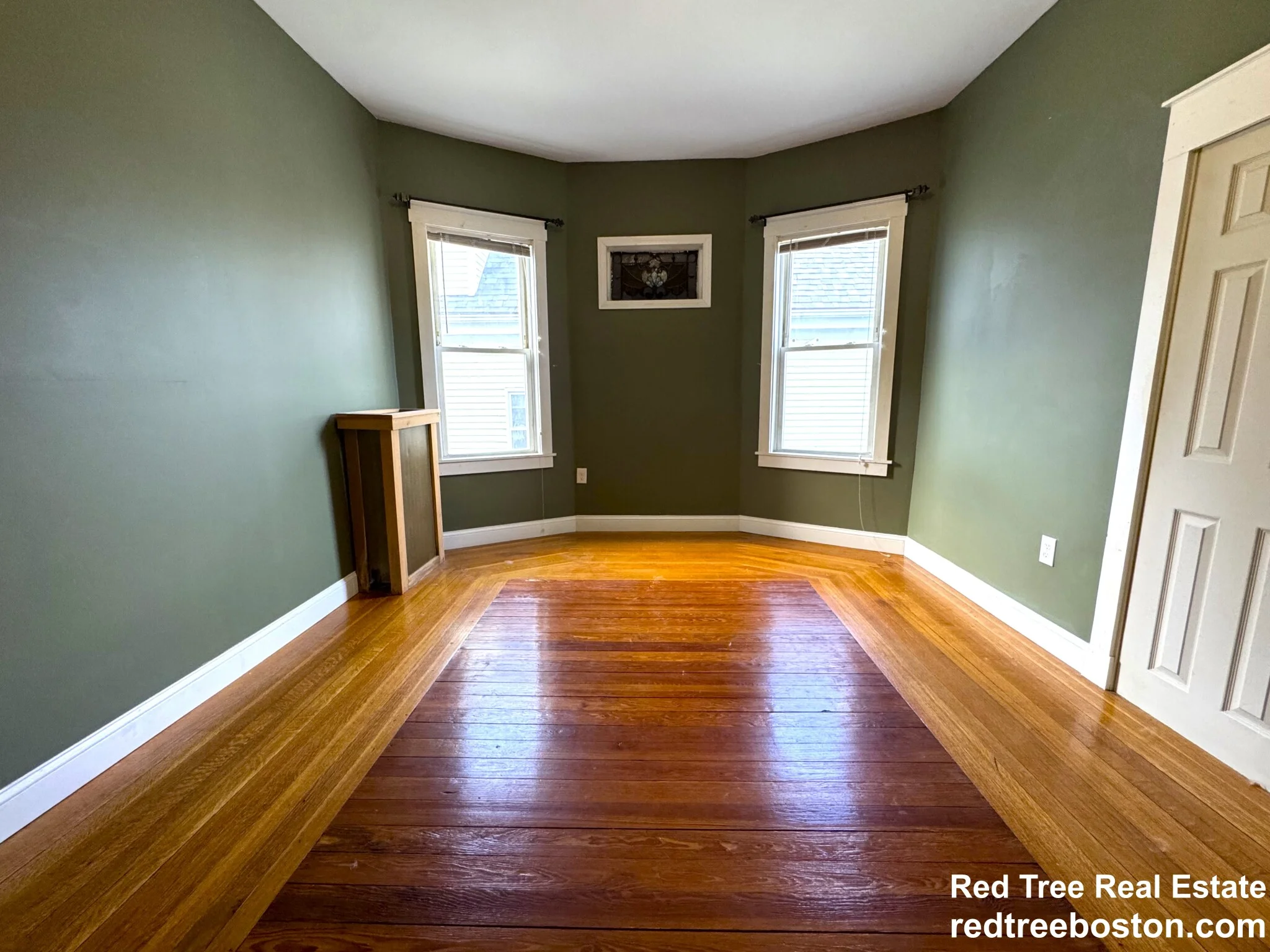 24 Weld Hill St, Jamaica Plain