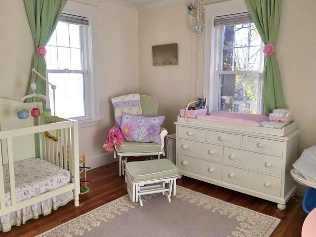 37 Lewis St, Newtonville