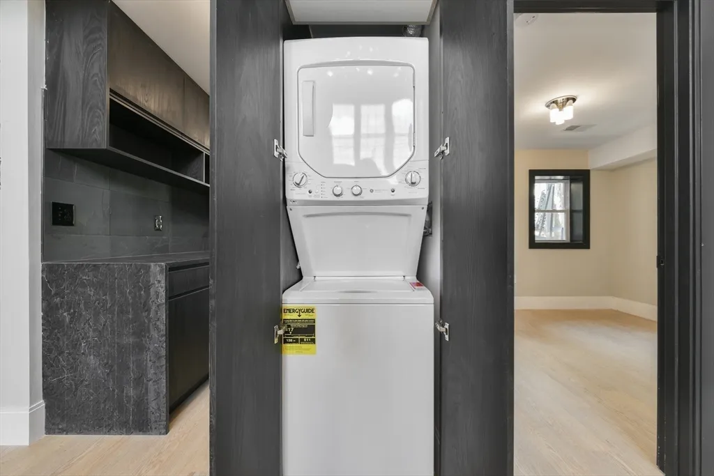 6 Brooks St, East Boston