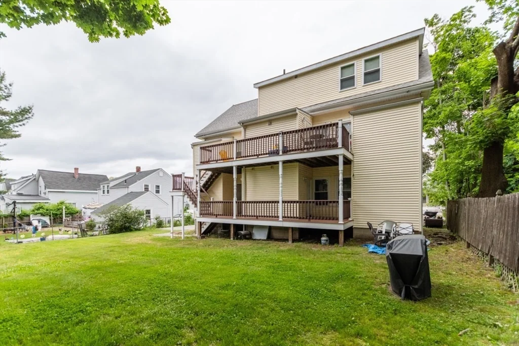 19-1 Spring St, Stoneham