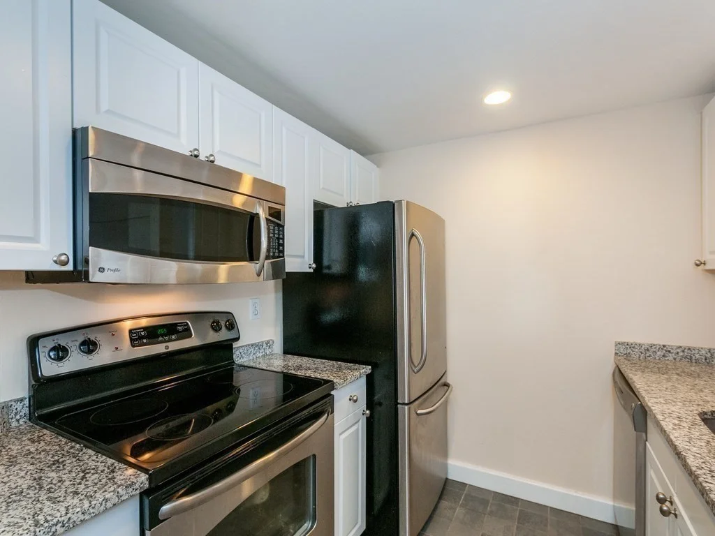 931 Massachusetts Ave, Mid Cambridge
