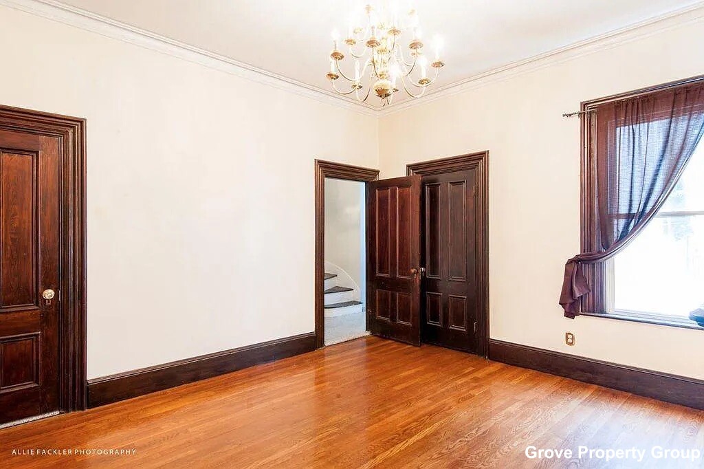 527 West Fourth St, South Boston