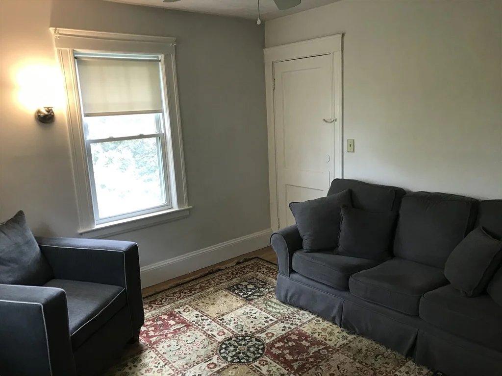 393 West St, Walpole