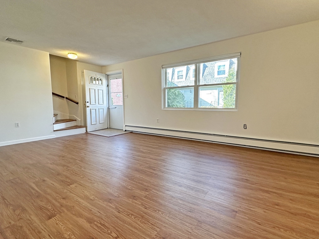 69 Saco St, Newton Upper Falls