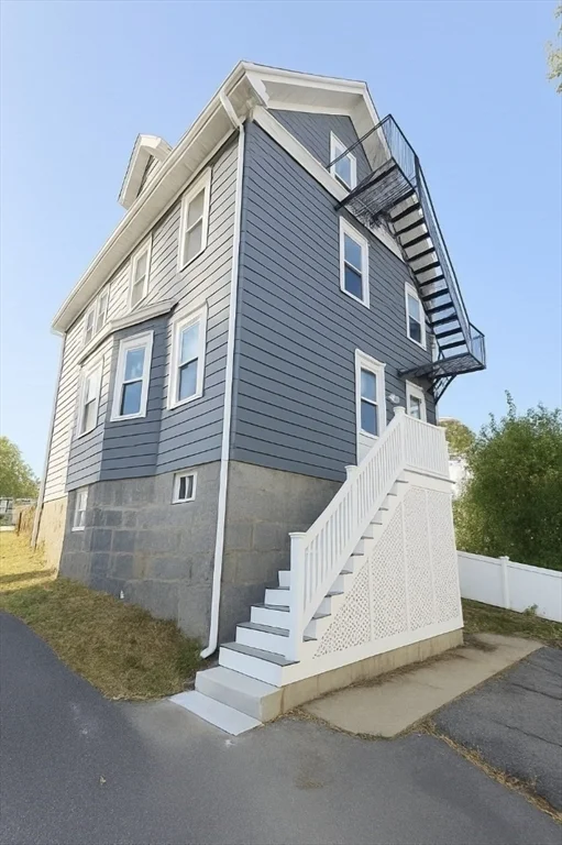 145 Lagrange St, West Roxbury