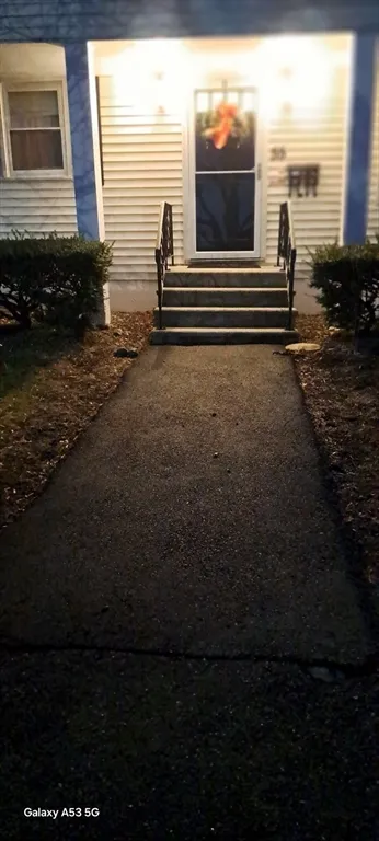 55 Wedgewood Rd, Tatnuck