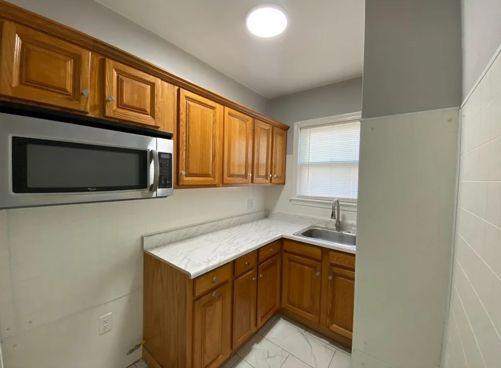 63 Clark St, New Bedford