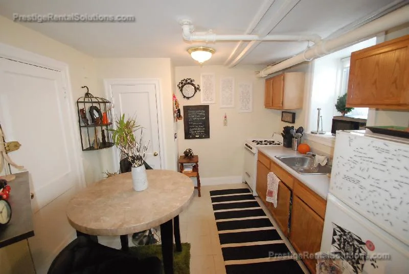 35 Gardner St, Allston