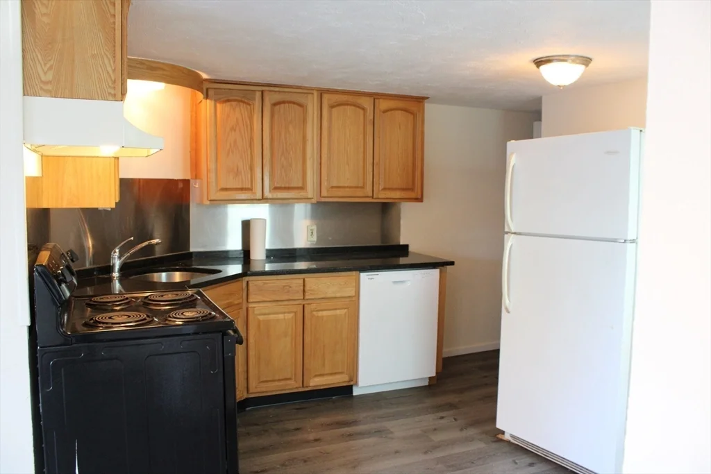20-22 Emerson St, Stoneham