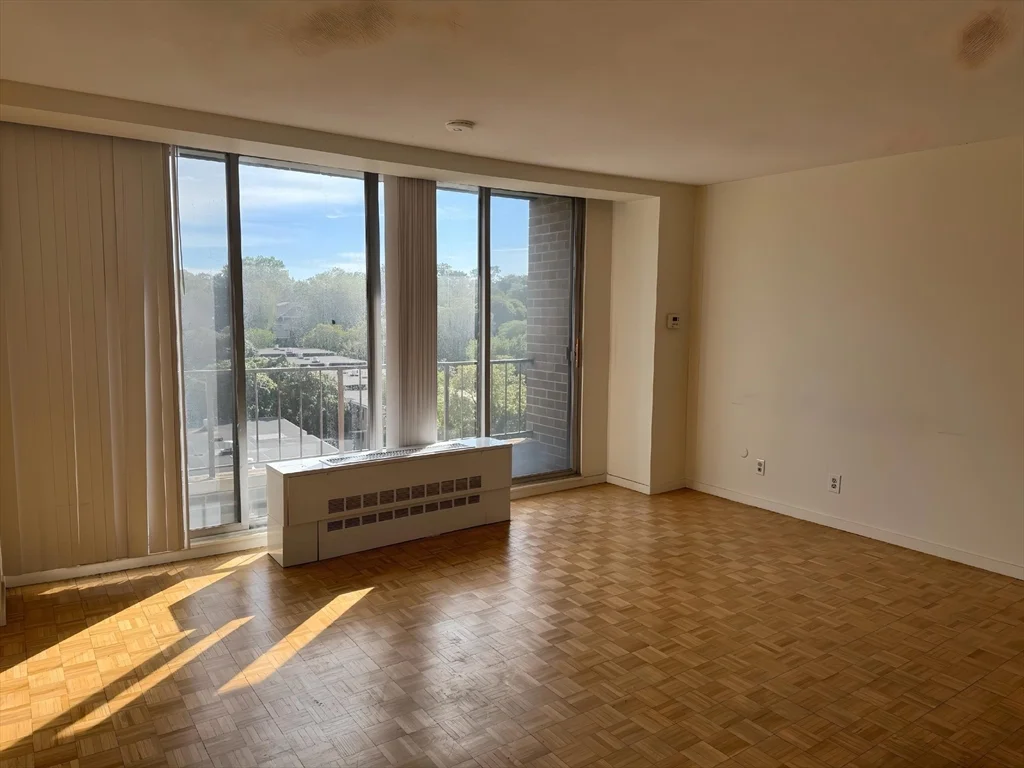 44 Washington St, Brookline Village