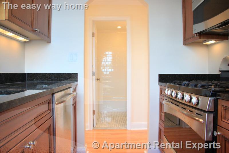 60 Brattle St, Harvard Square