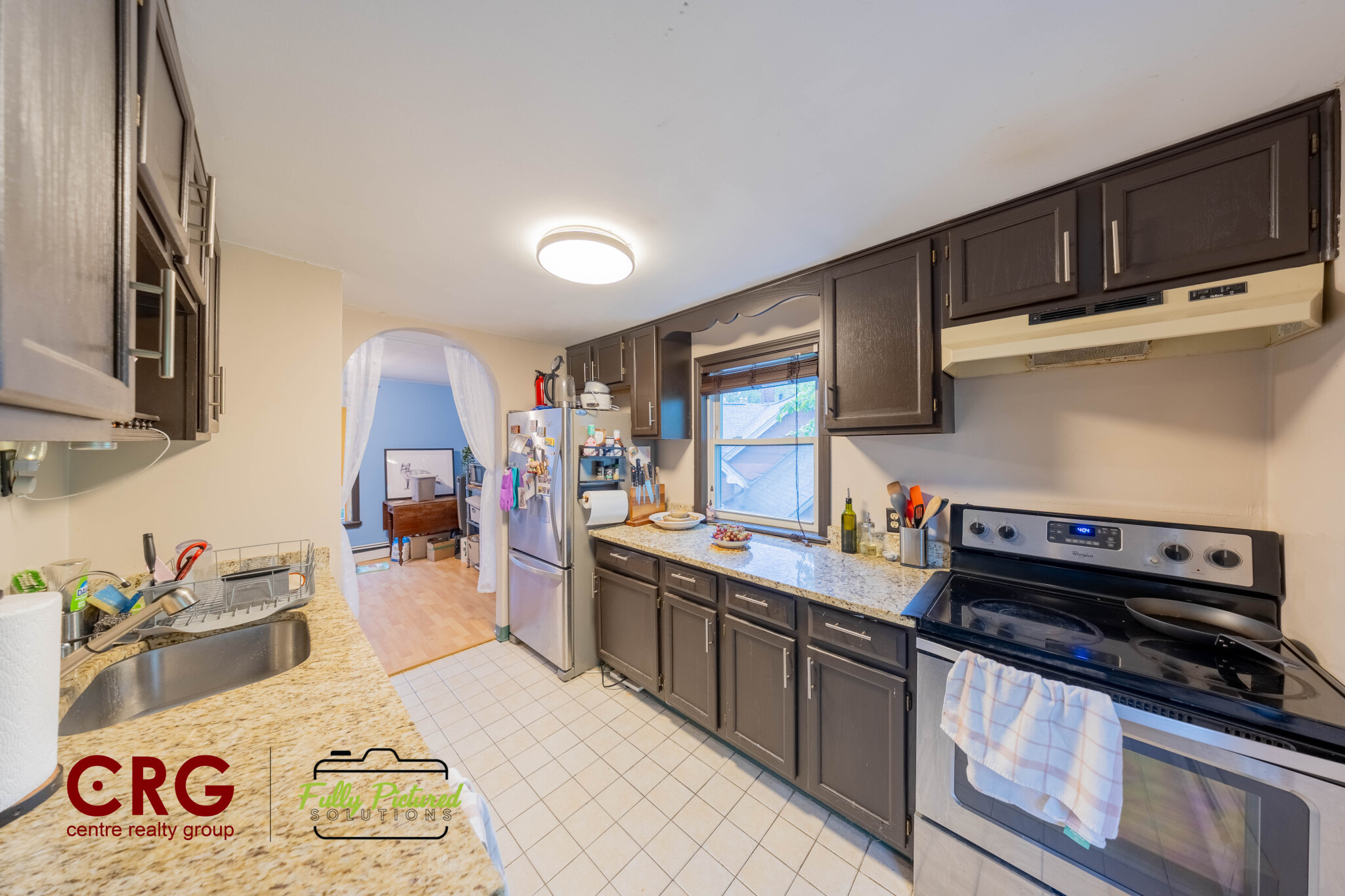 11 Beecher Ter, Thompsonville