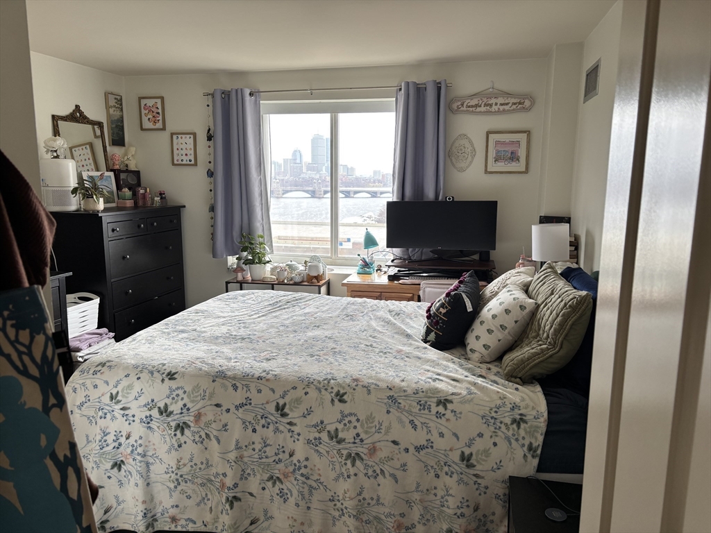 8-12 Museum Way, Lechmere Point