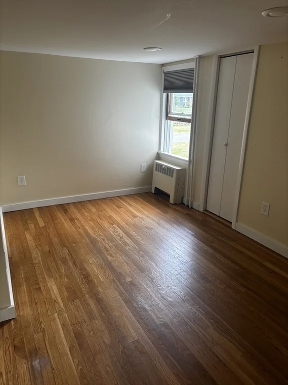 903 Prospect, Somerset
