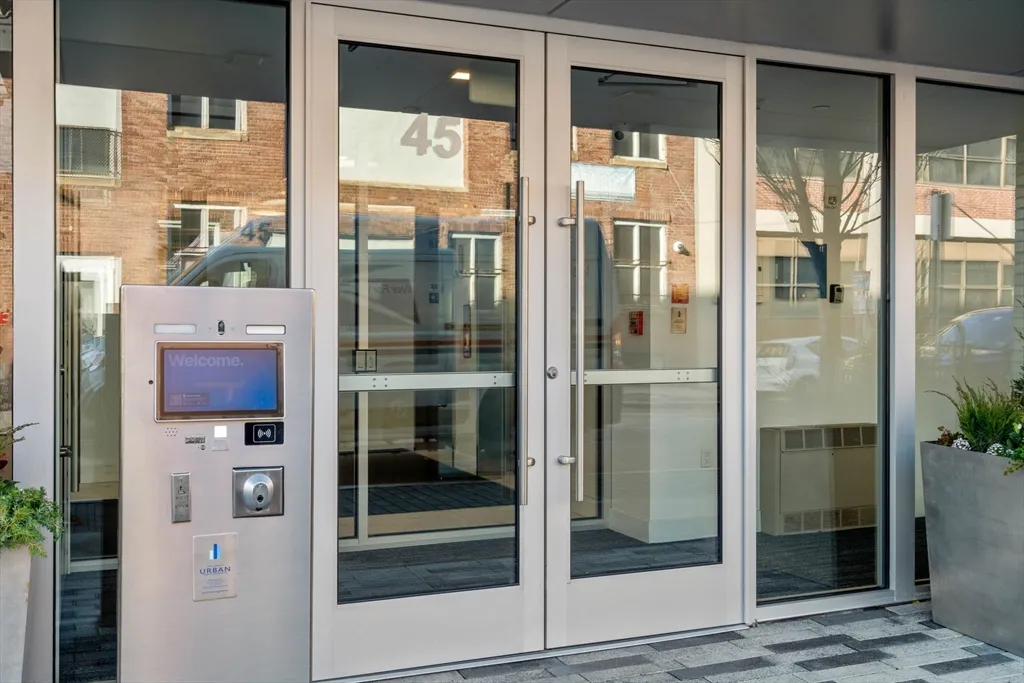 45 West 3rd St, South Boston