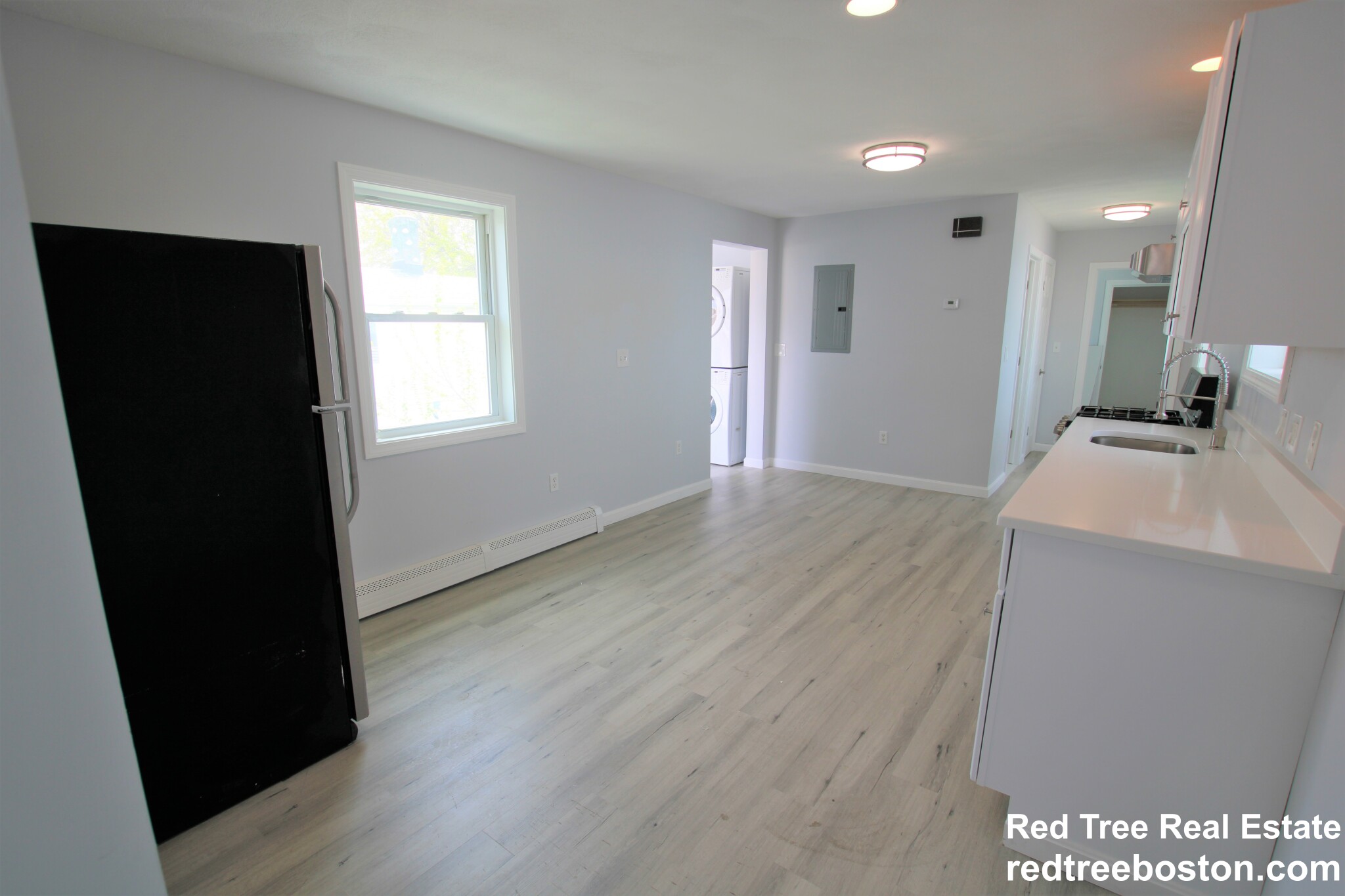 52 Shawmut St, Revere