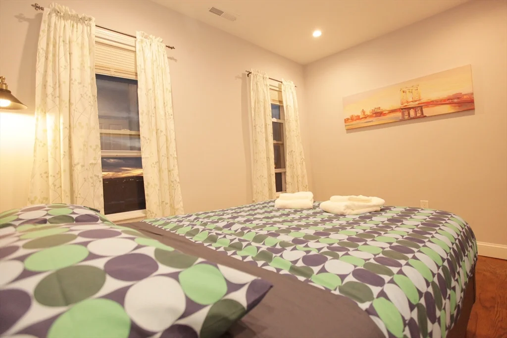 291 Main St, Everett