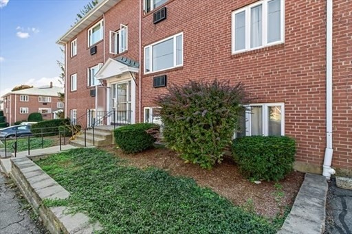 26 Carey Ave, Watertown