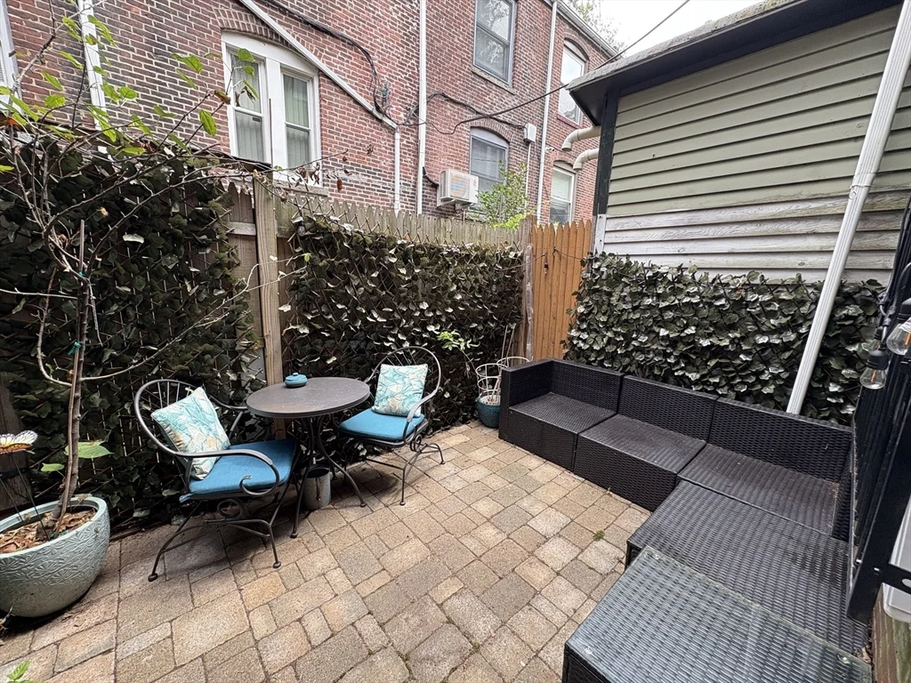 32 Greenwich Park, South End