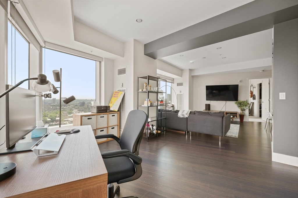 110 Stuart St, Back Bay