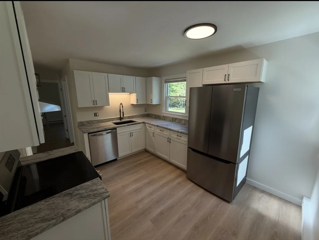 81 Old Amherst Rd, Belchertown