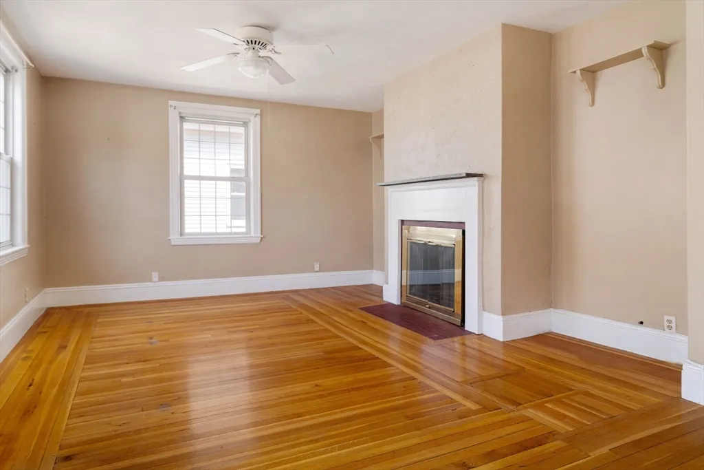 18 Newcastle Rd, Brighton