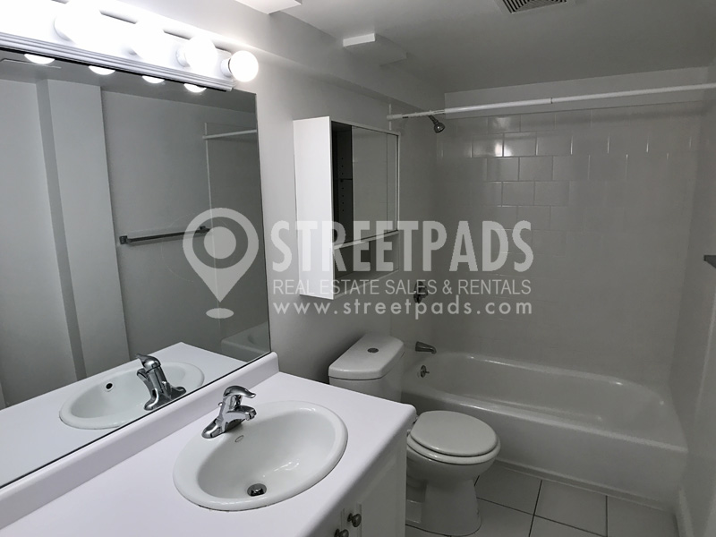 1539 Beacon St, Griggs Park