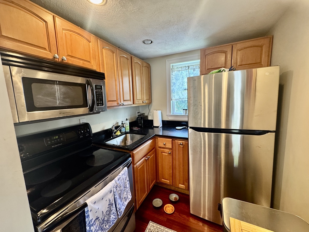 40 Chappie St, Medford Street / The Neck