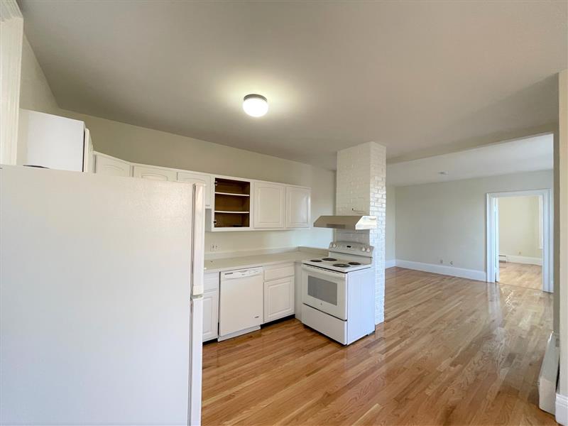 24 Chestnut St, Malden