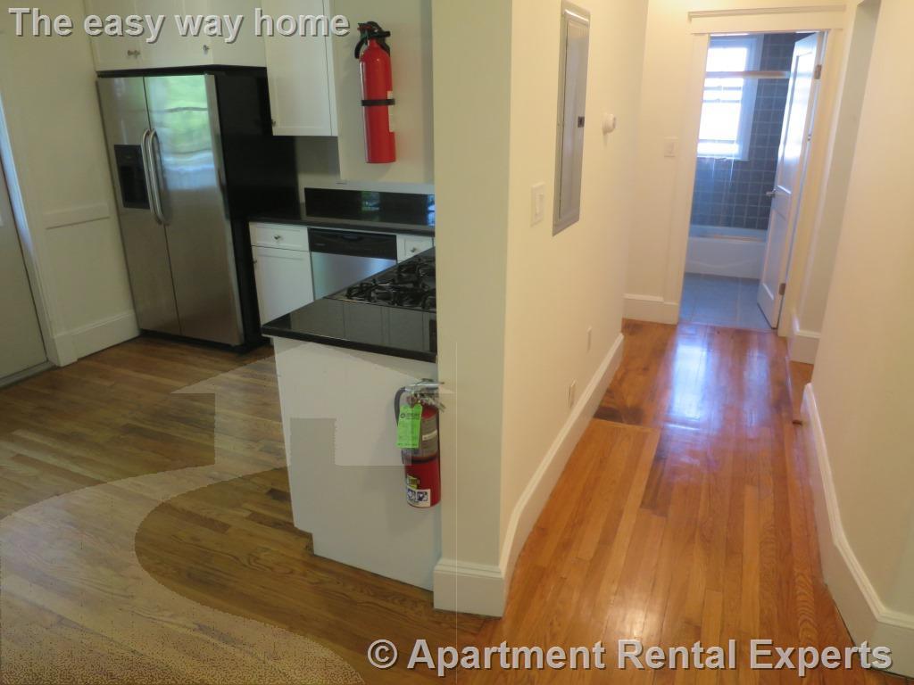 23 Lowell St, Porter Square