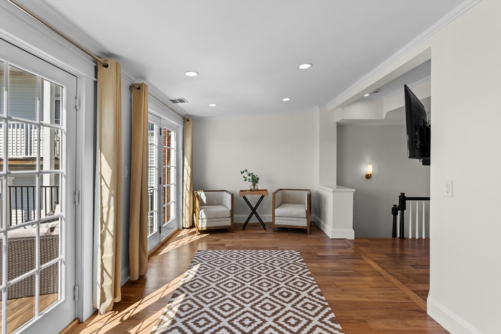 274 Bunker Hill St, Charlestown