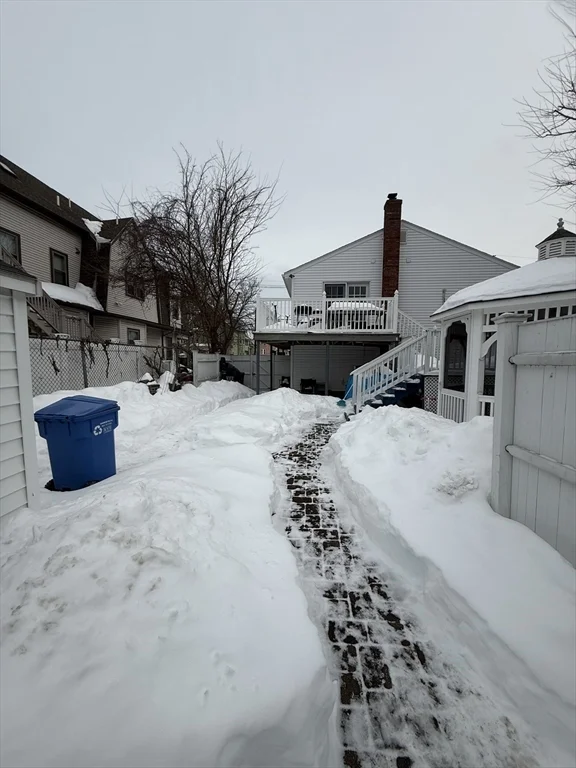 122 Central, Winter Hill