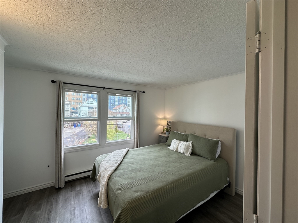 250 Congress Ave, Chelsea