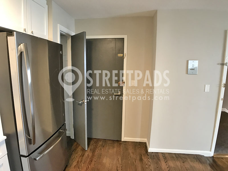 50 Evergreen St, Jamaica Plain