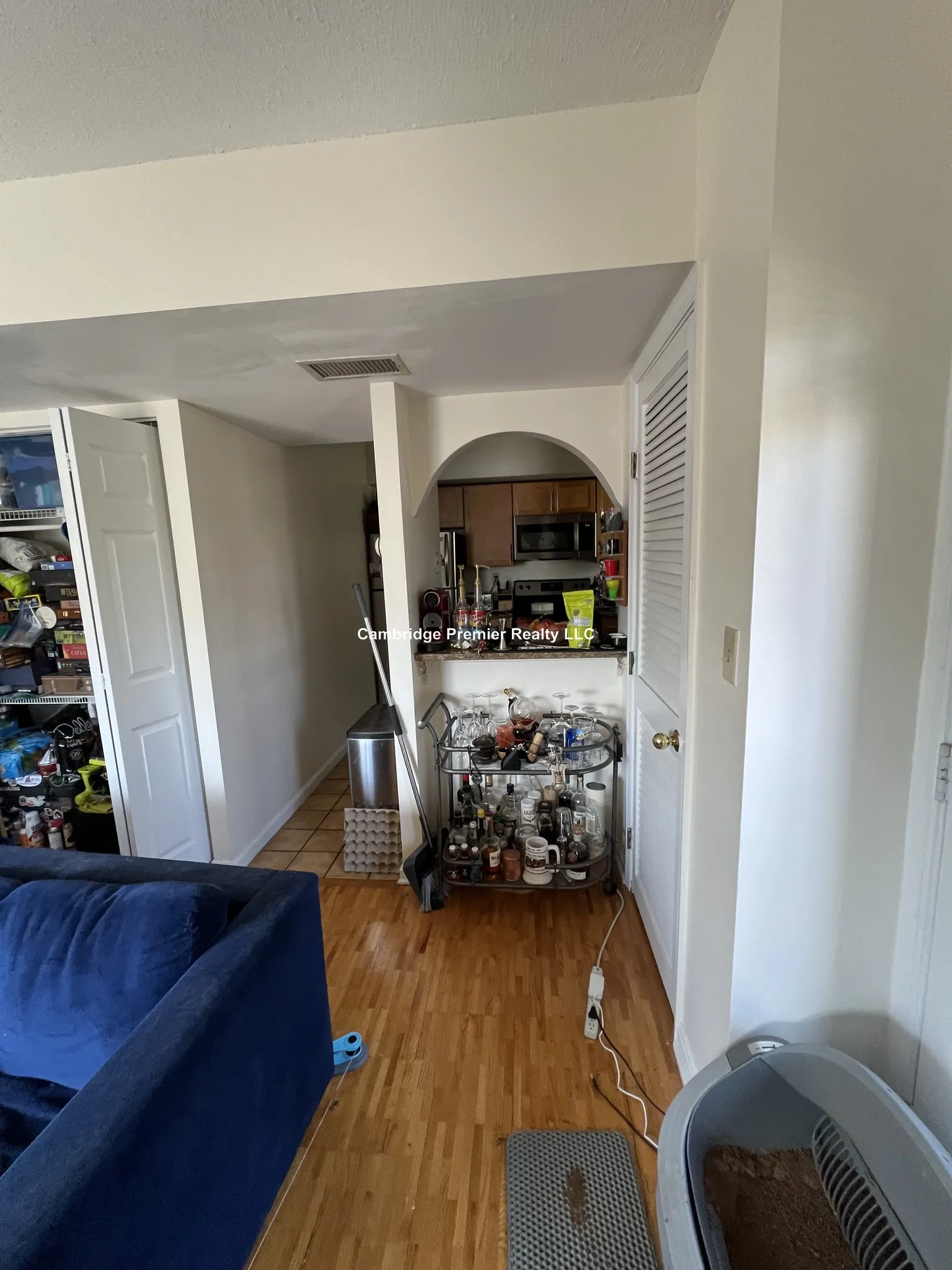 345 Franklin St, Riverside