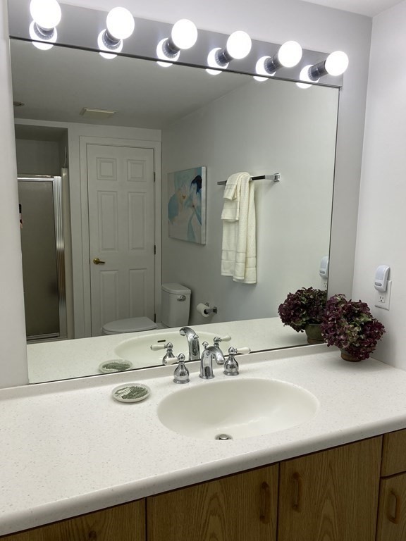 304 Commodore Ct, Spinnaker Island