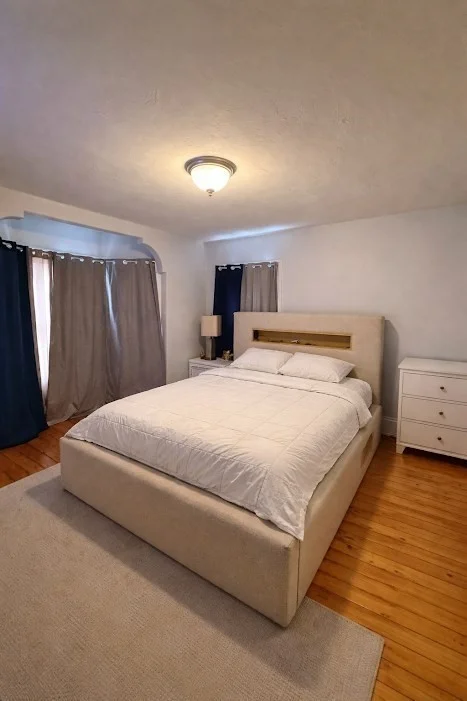 130 Elm St, Marlborough