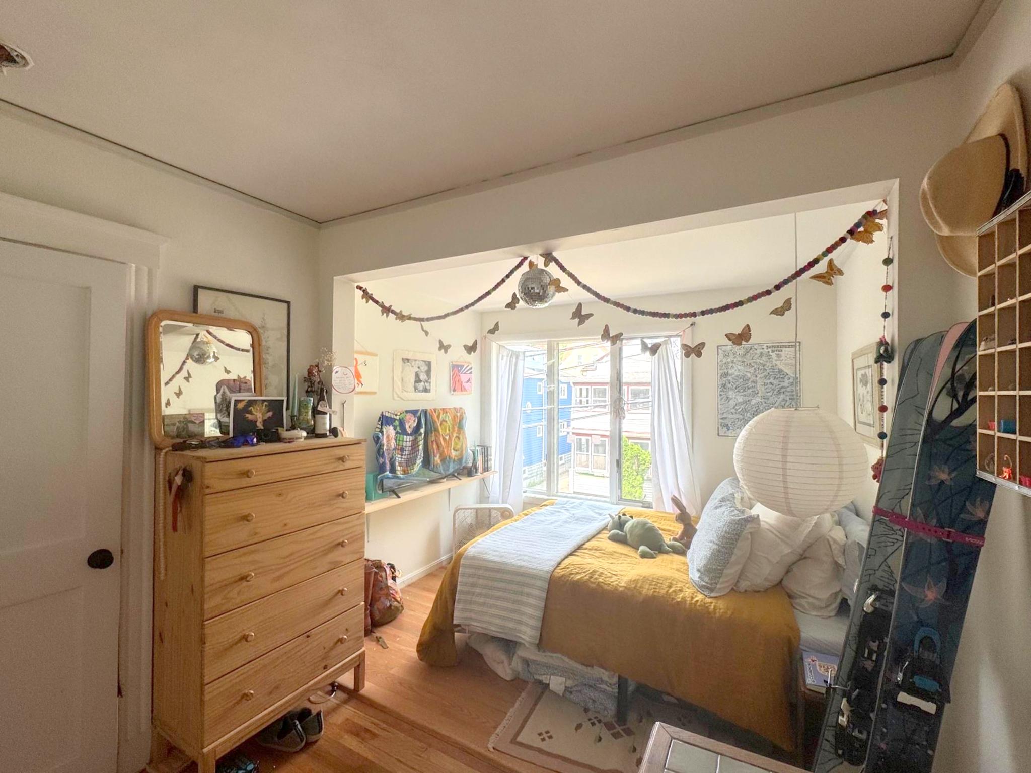 16 Corinthian Rd, Tufts