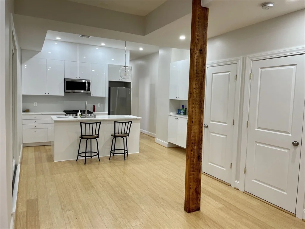 258 W Broadway, South Boston