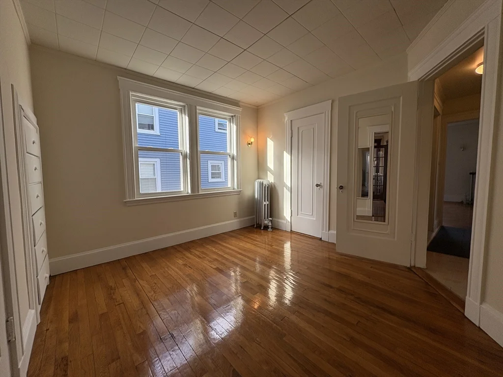 155 Hillside St, Mission Hill