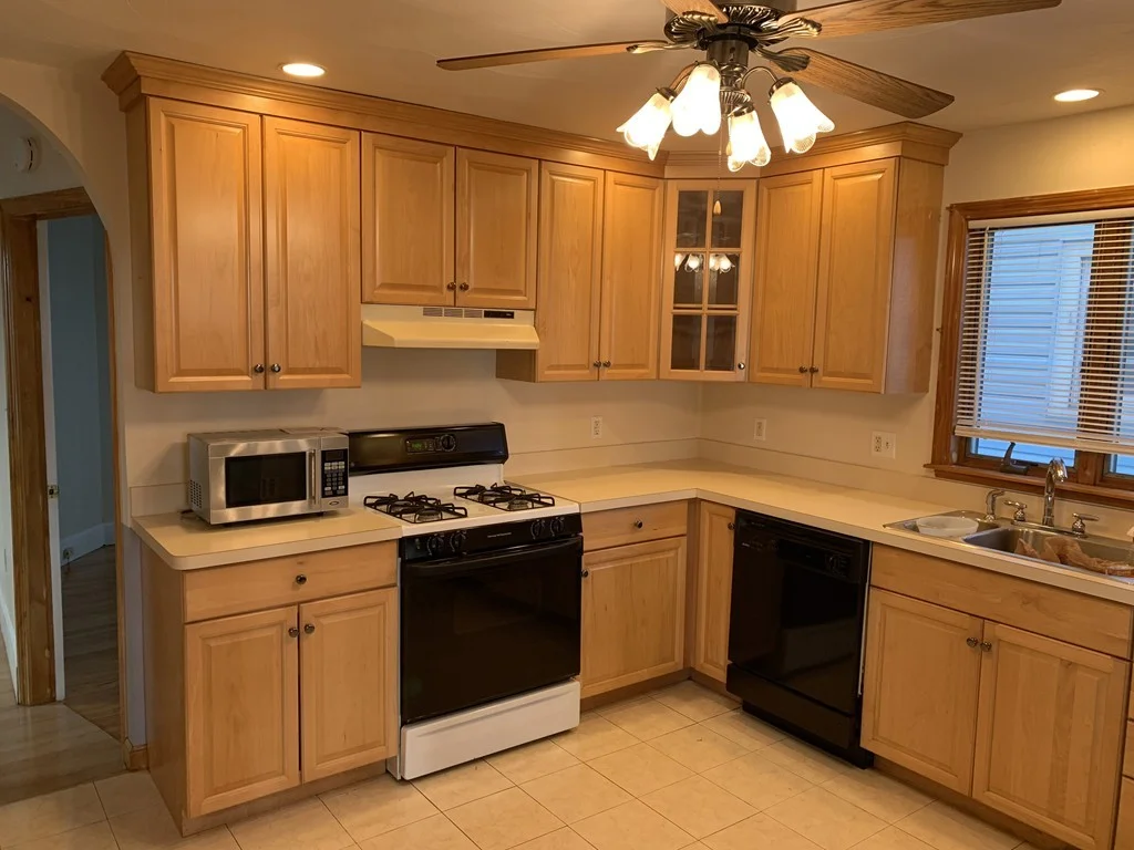 72 Moreland St, Somerville