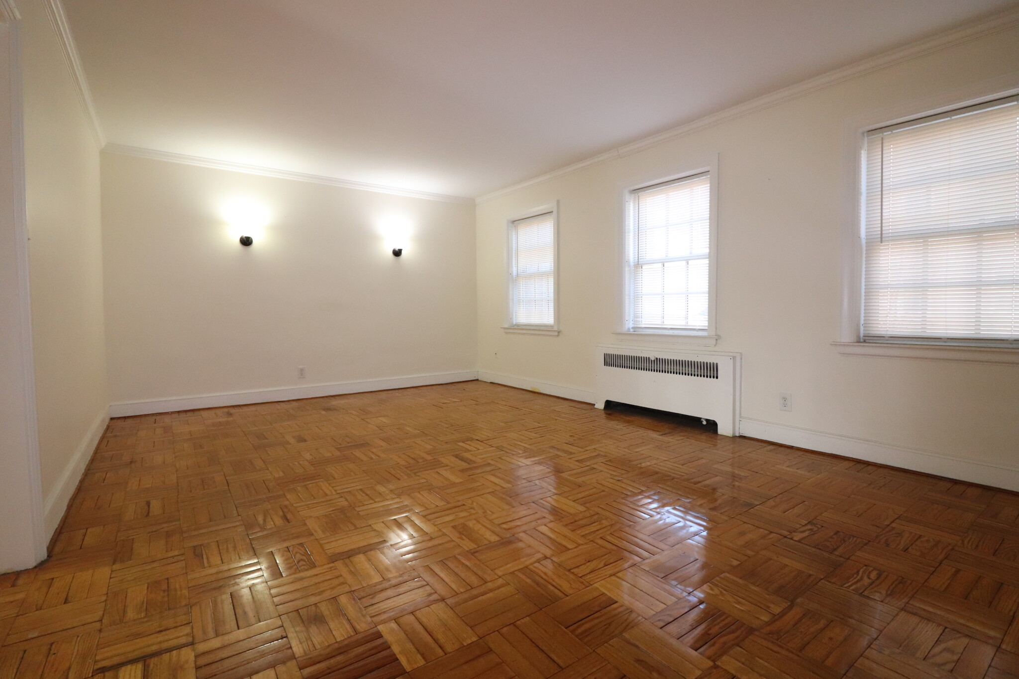 312 Washington St, Wellesley