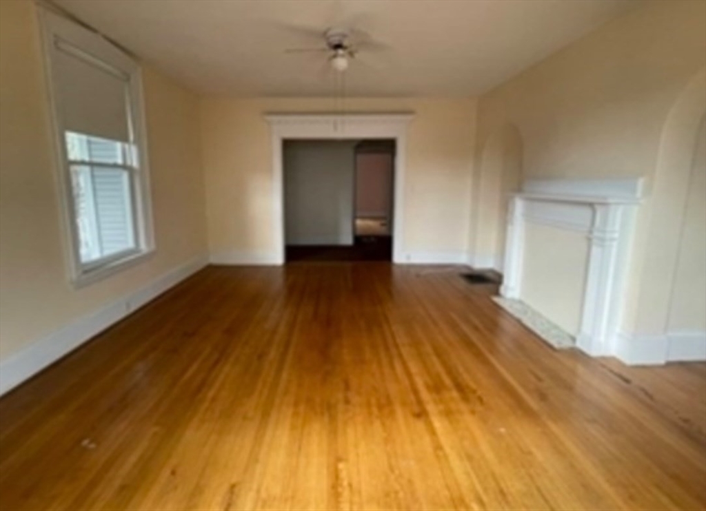 84 Walker St, Newtonville