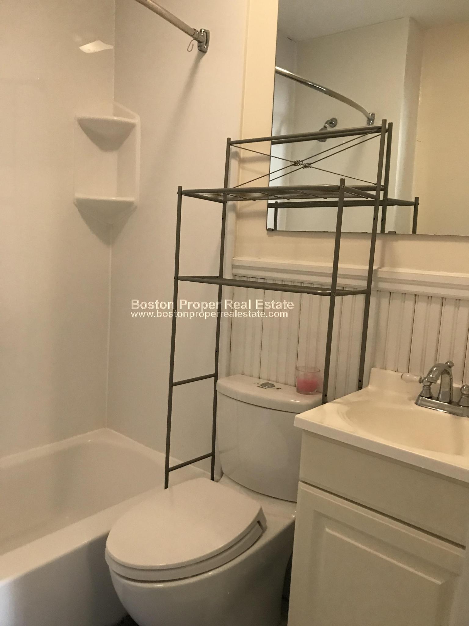 323 Beacon St, Back Bay