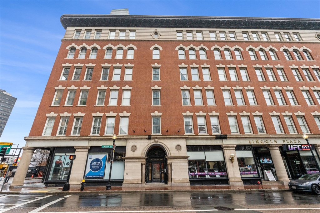 70 Lincoln, Leather District