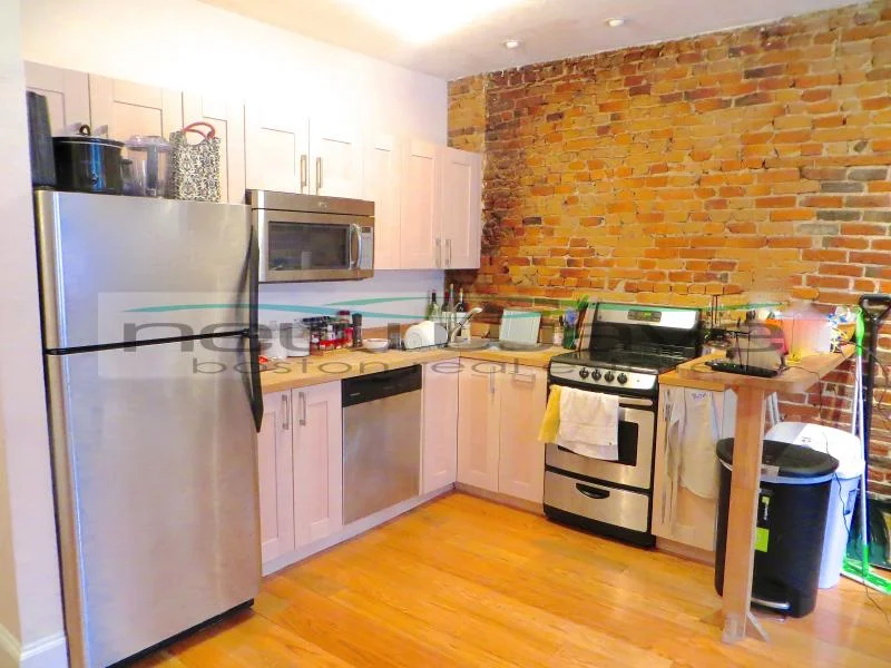 206 Northampton St, South End