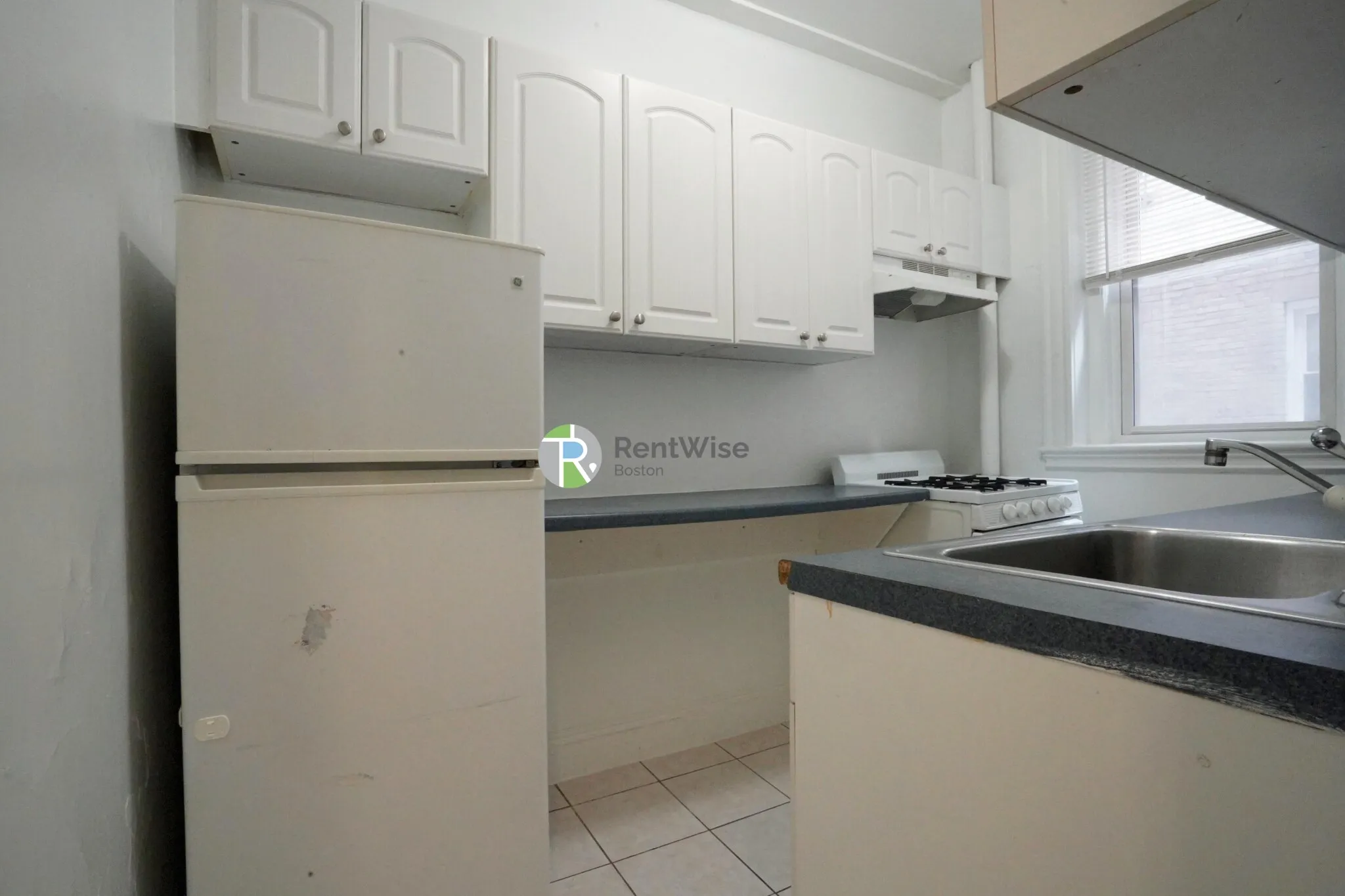 14 Orkney Rd, Brighton