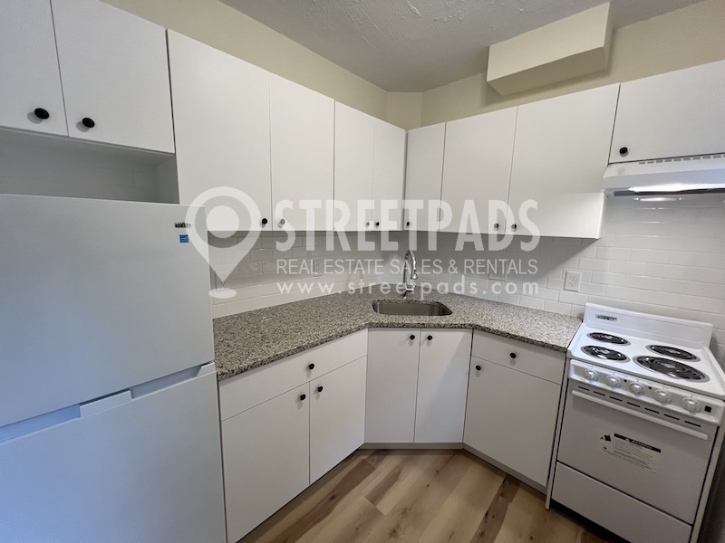 2018 Commonwealth Ave, Brighton