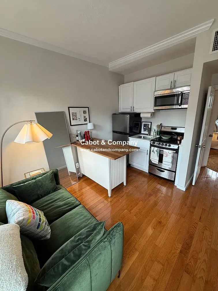 200 Warren Ave, South End