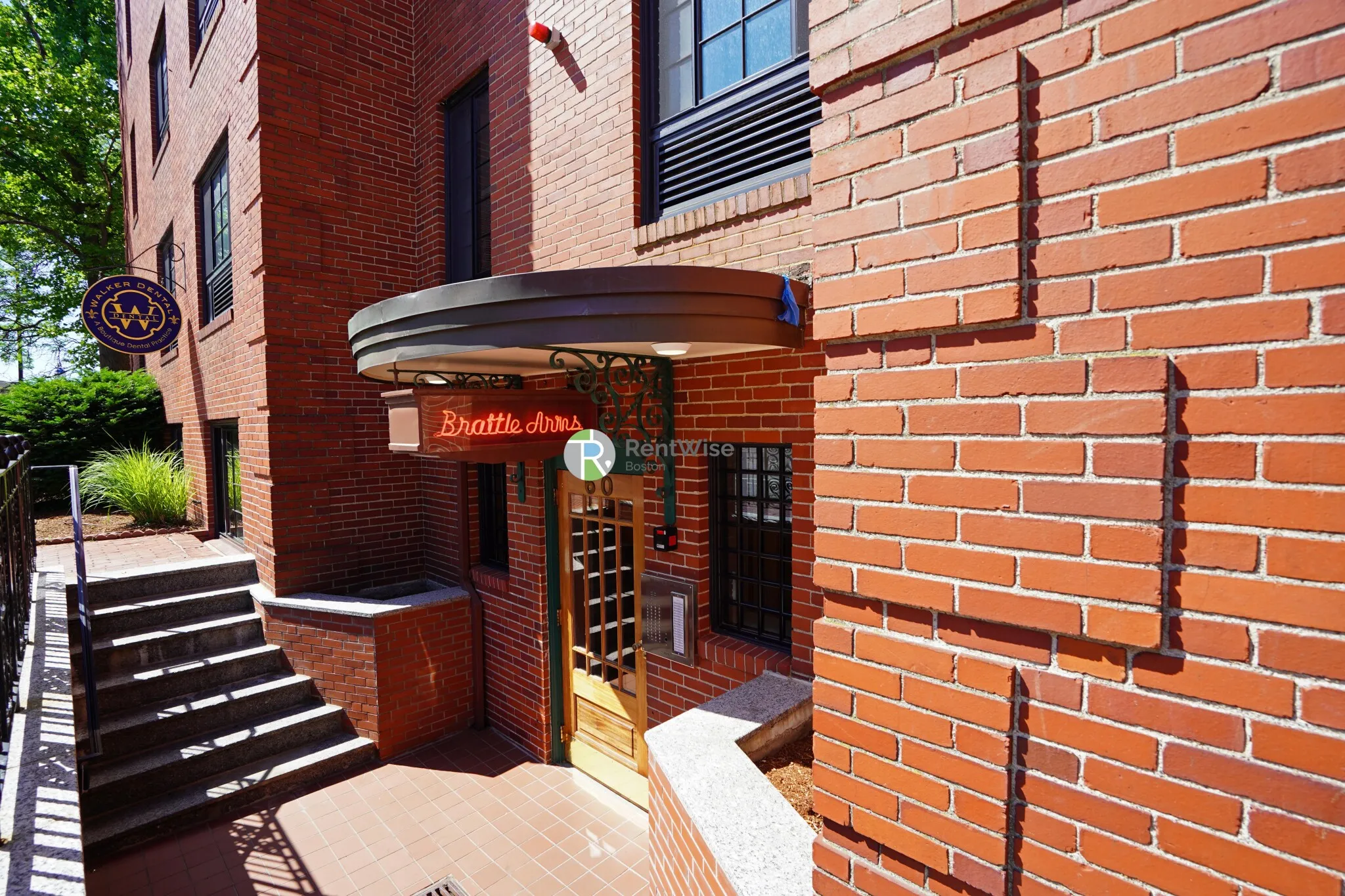 60 Brattle St, West Cambridge